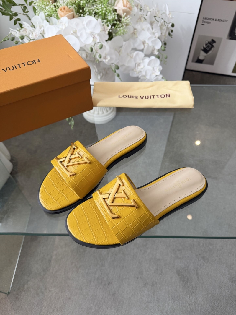 l0vis Vvtt0n slippers